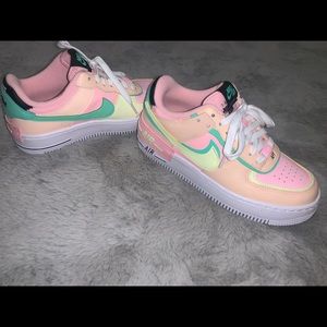 Women’s Air Force 1’s